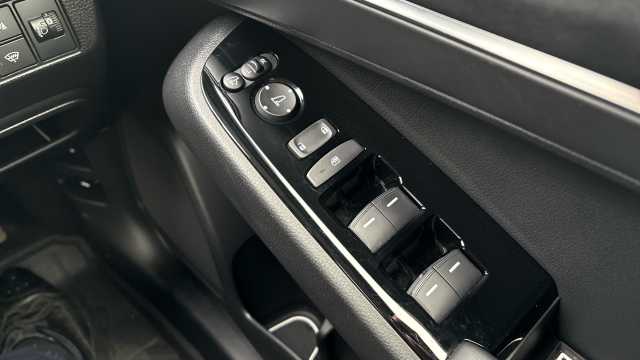 Honda HR-V 1.5 eHEV Advance 5dr CVT Hybrid Hatchback 