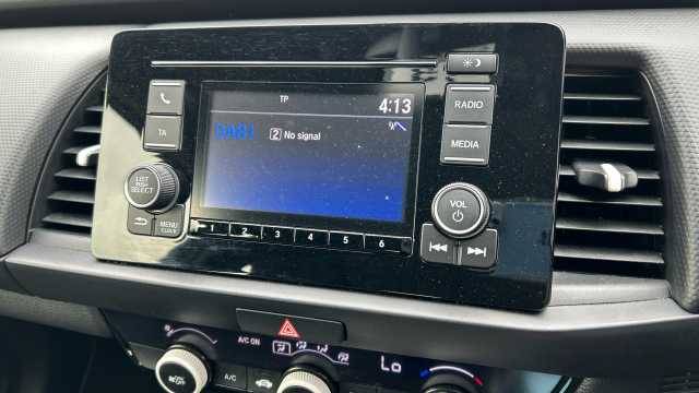 Honda Jazz 1.5 i-MMD Hybrid SE 5dr eCVT Hybrid Hatchback 