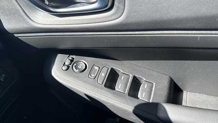 Honda HR-V 1.5 eHEV Elegance 5dr CVT Hybrid Hatchback 