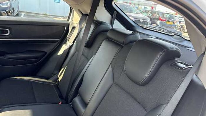 Honda HR-V 1.5 eHEV Advance 5dr CVT Hybrid Hatchback 